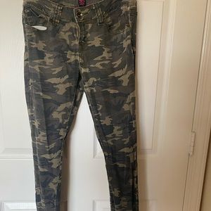 Cutest camo jeans